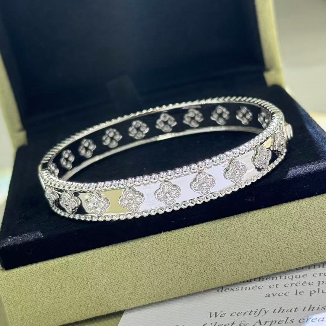 ペルレ クローバー ブレスレット、ミディアムモデル