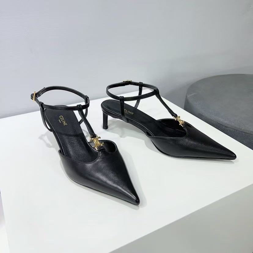 CELINE キトゥン Tバーストラップ パンプス