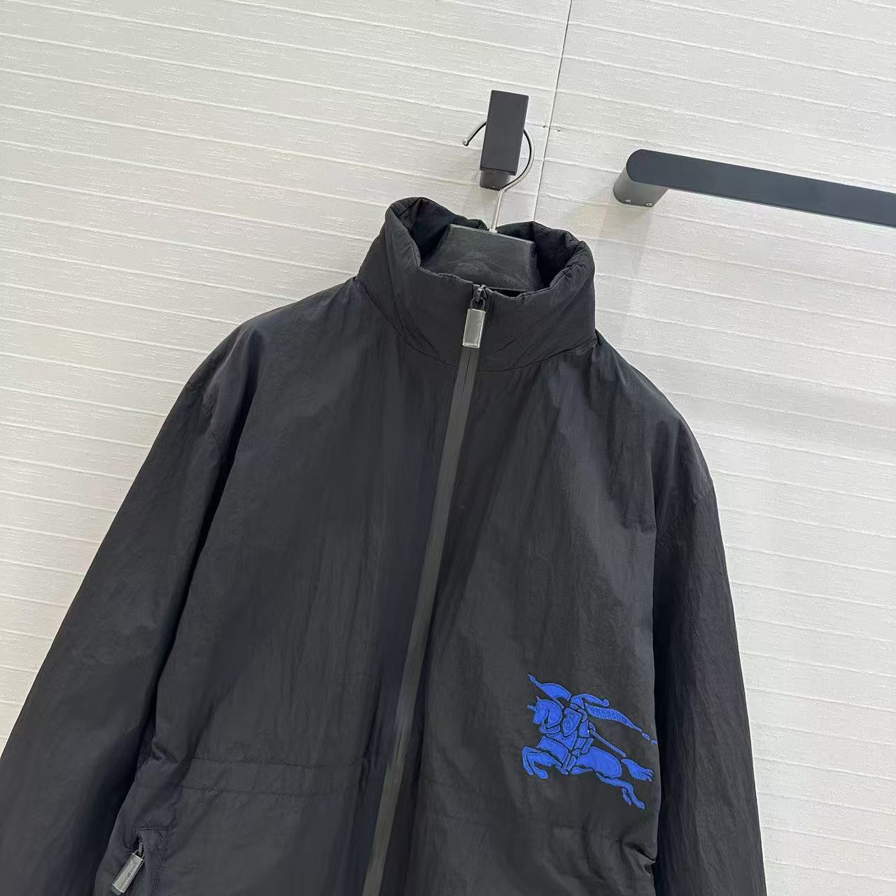 Burberry ナイロンジャケット