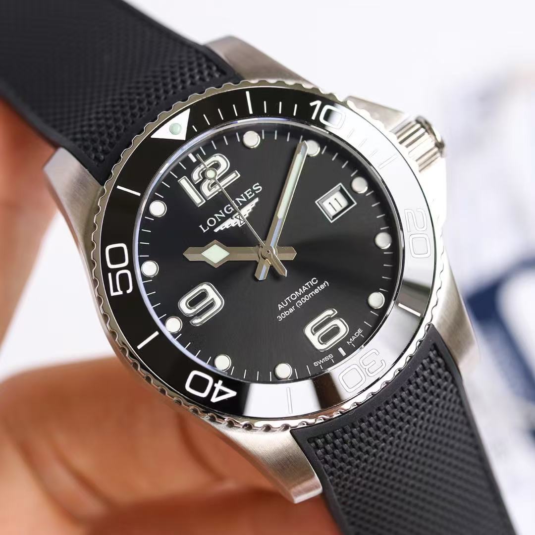 LONGINES  ロンジン  ハイドロコンクエスト, L3.781.4.56.9, 自動巻 ウォッチ, Ø 41.00 mm, ステンレススティールとセラミック.