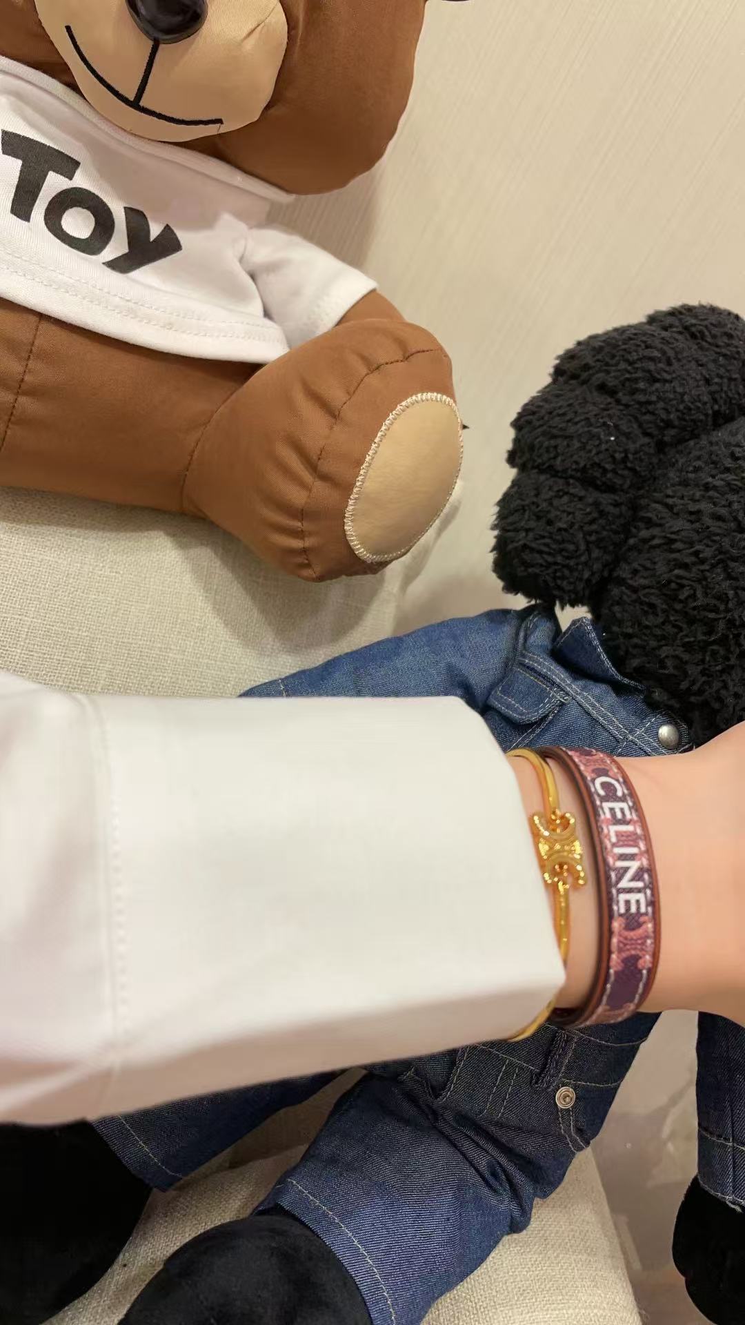 CELINE トリオンフ アーティキュレート ブレスレット / ゴールドフィニッシュ ブラス