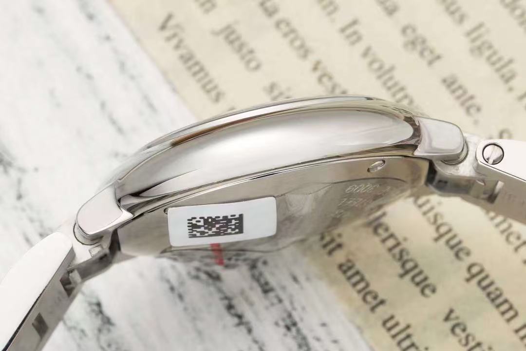 Cartier Ballon Bleu de Cartier watch バロン ブルー ドゥ カルティエ ウォッチ