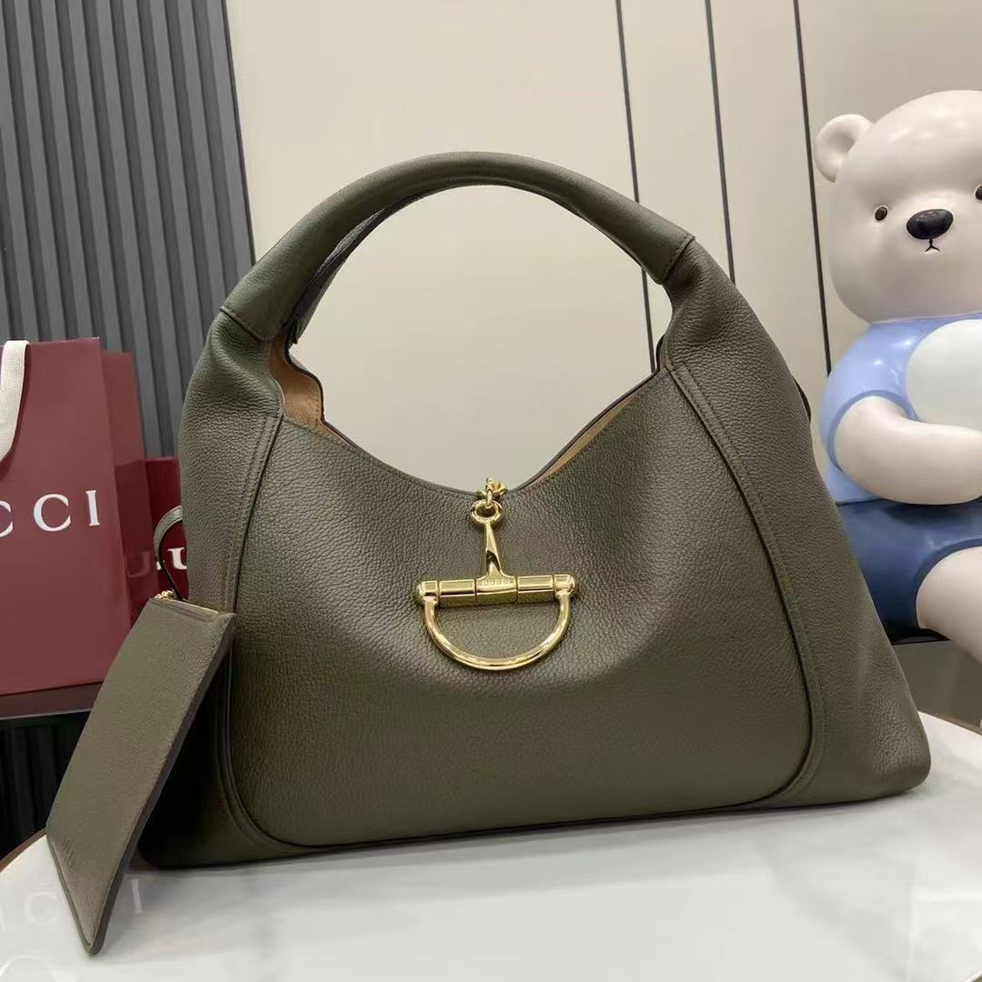 GUCCI 〔グッチ ソフトビット〕マキシ ショルダーバッグ