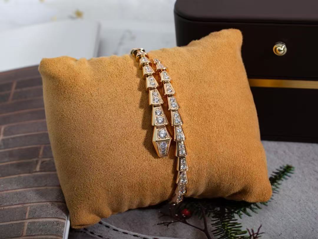 Bvlgari セルペンティ ヴァイパー ブレスレット