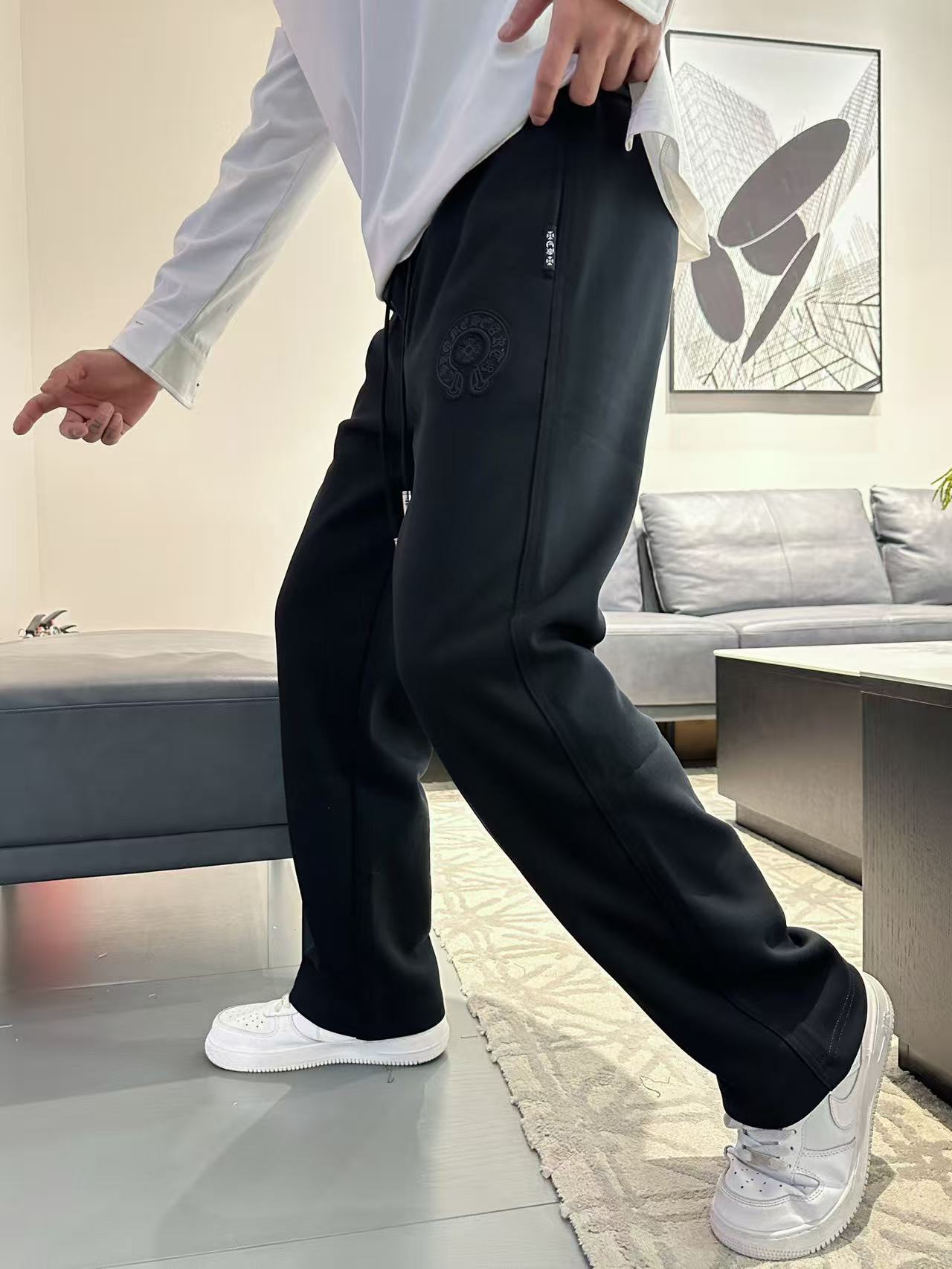 クロムハーツ　パンツ