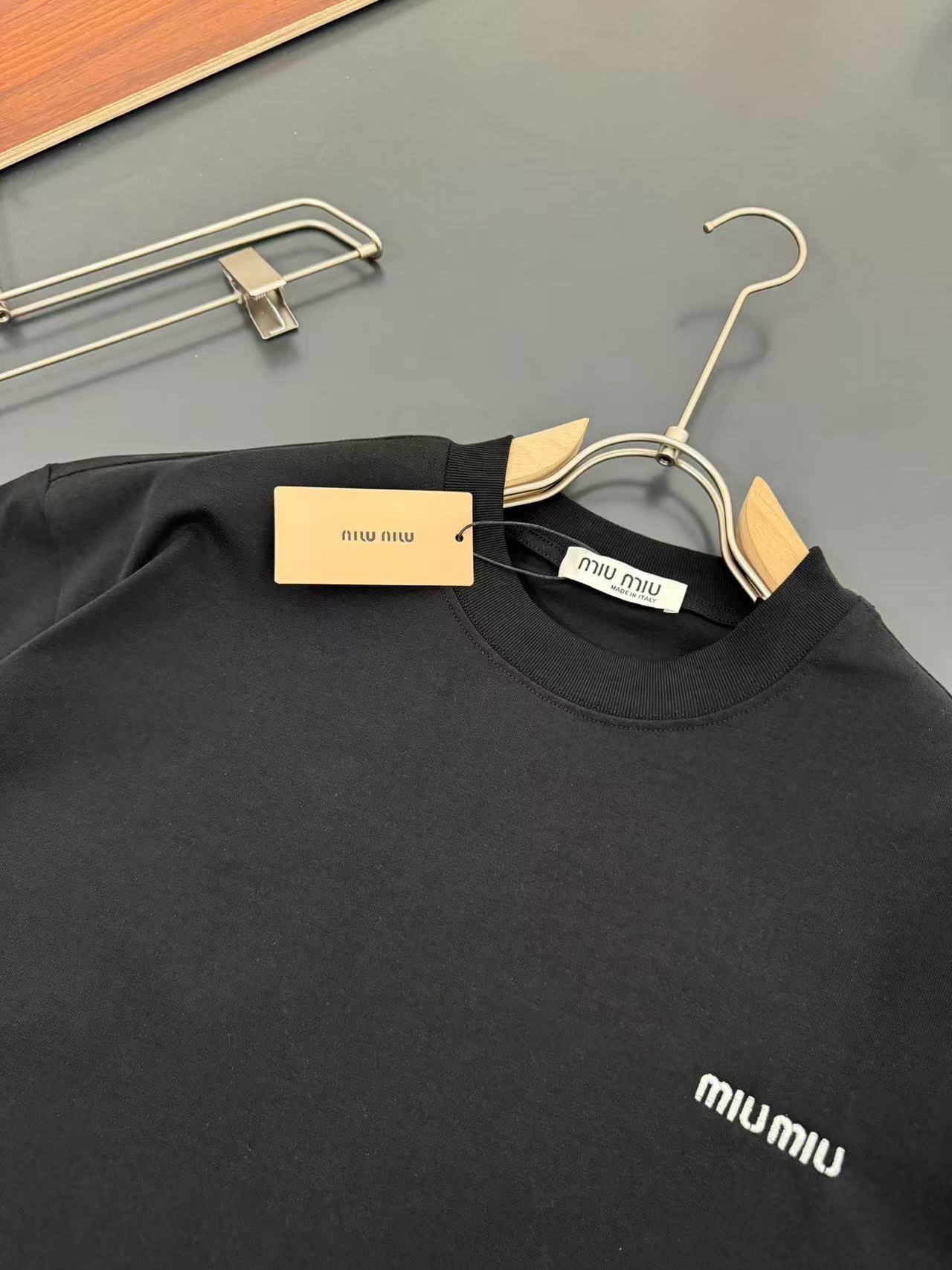MIUMIU リブ編み ジャージー Tシャツ
