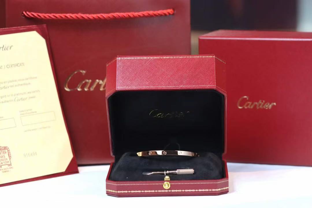 Cartier Love ブレスレット、スモールモデル