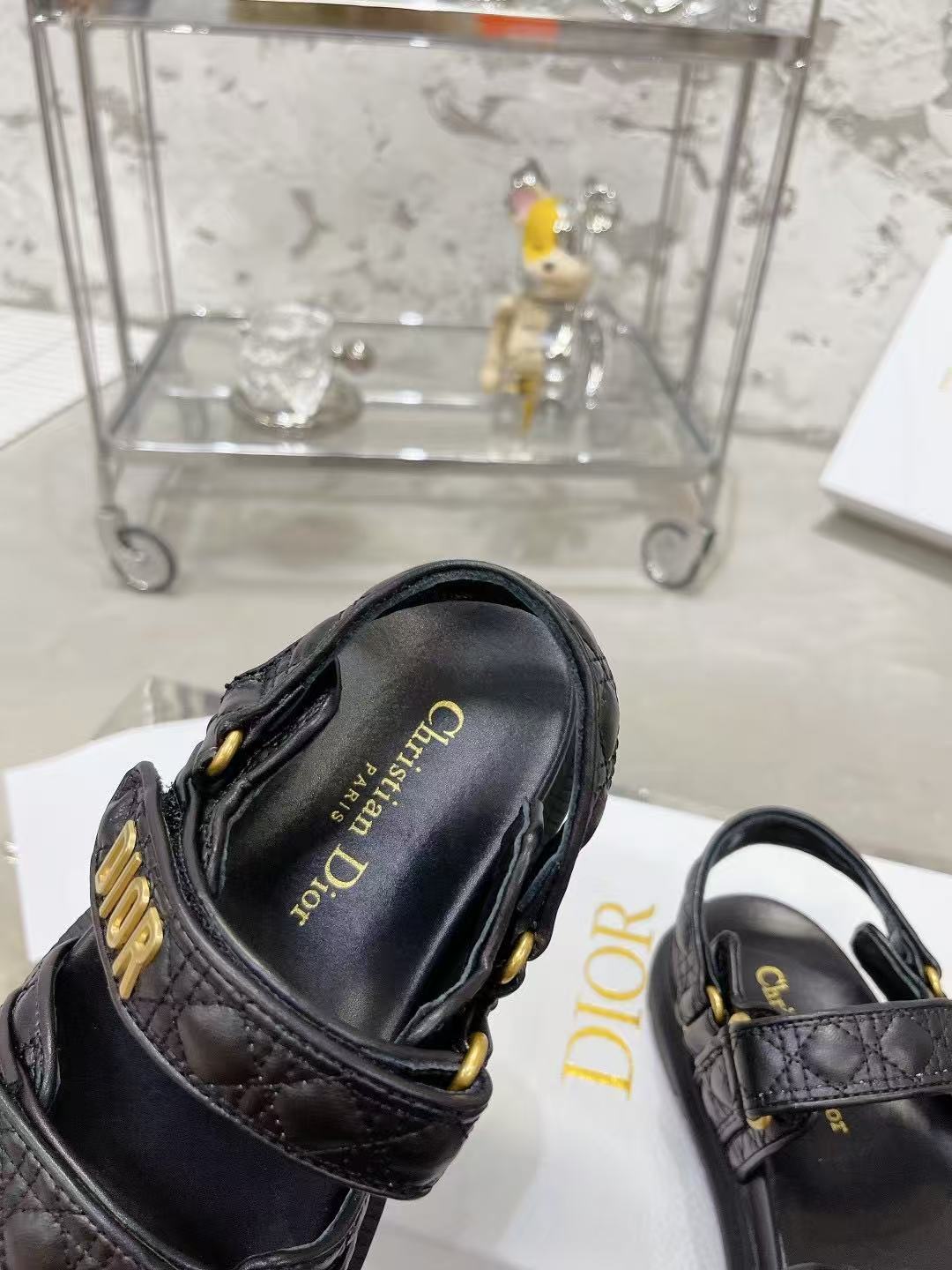 Dioract サンダル カナージュ キルティング カーフスキン