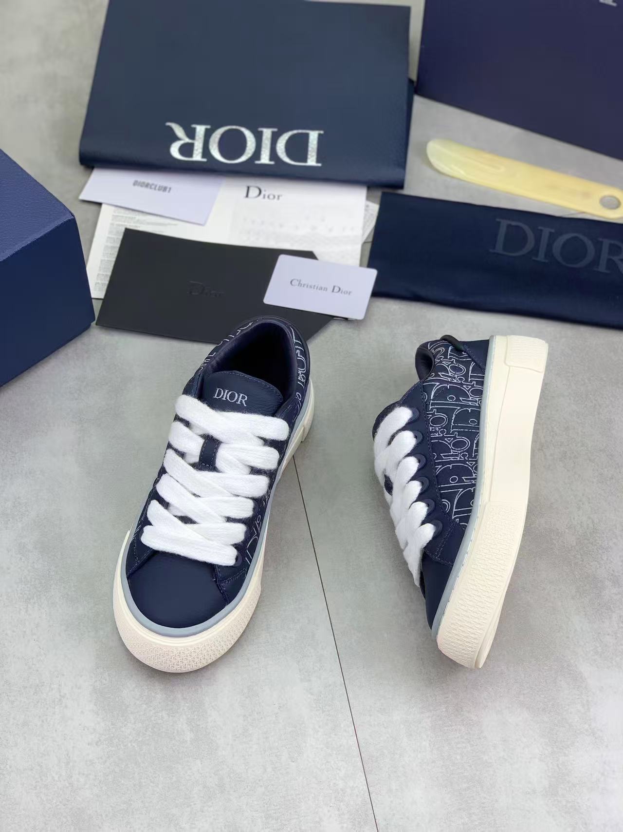 DIOR B33 スピン スニーカー