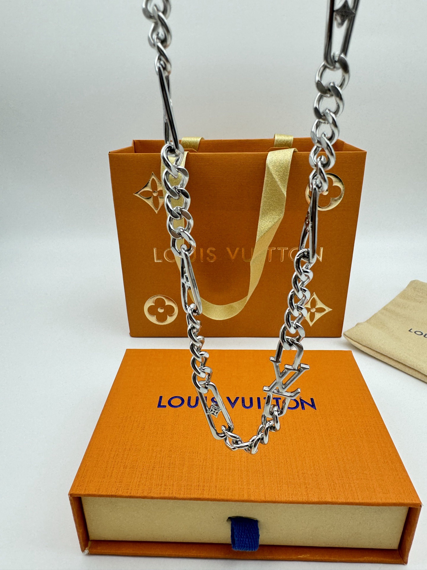 M02248 ネックレス･LV フィガロ