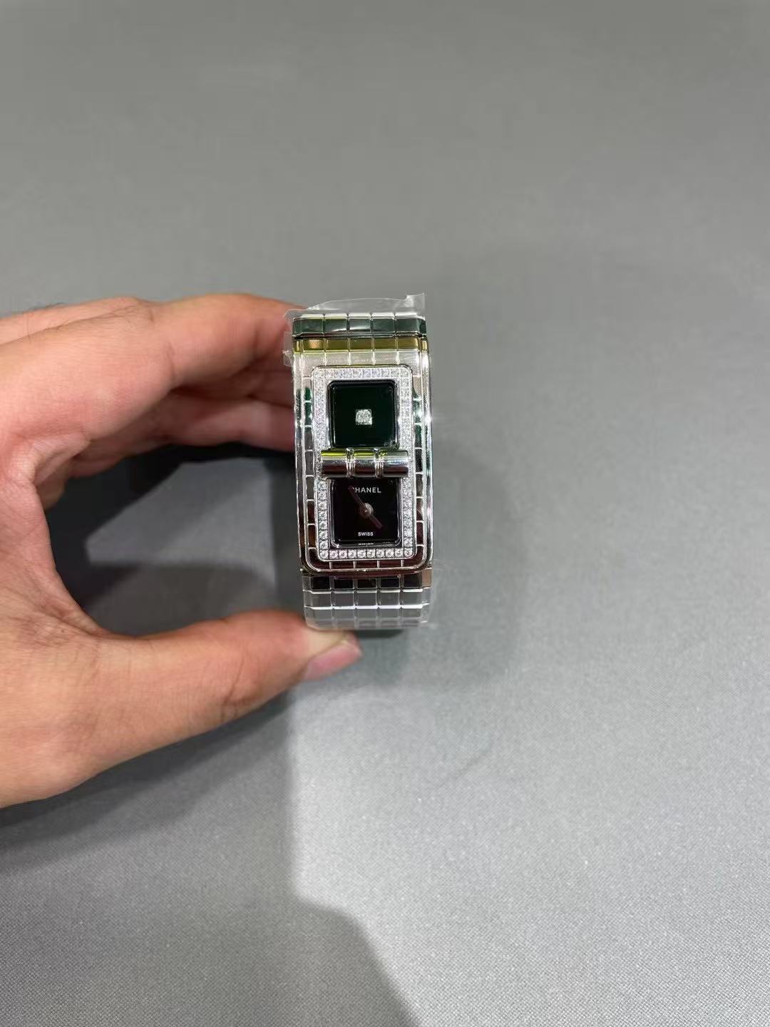 CHANEL コード ココ