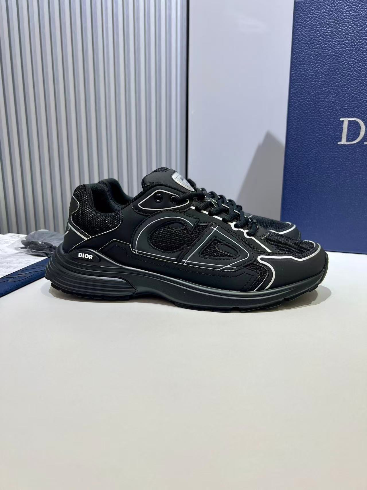 DIOR B30 カウントダウン スニーカー