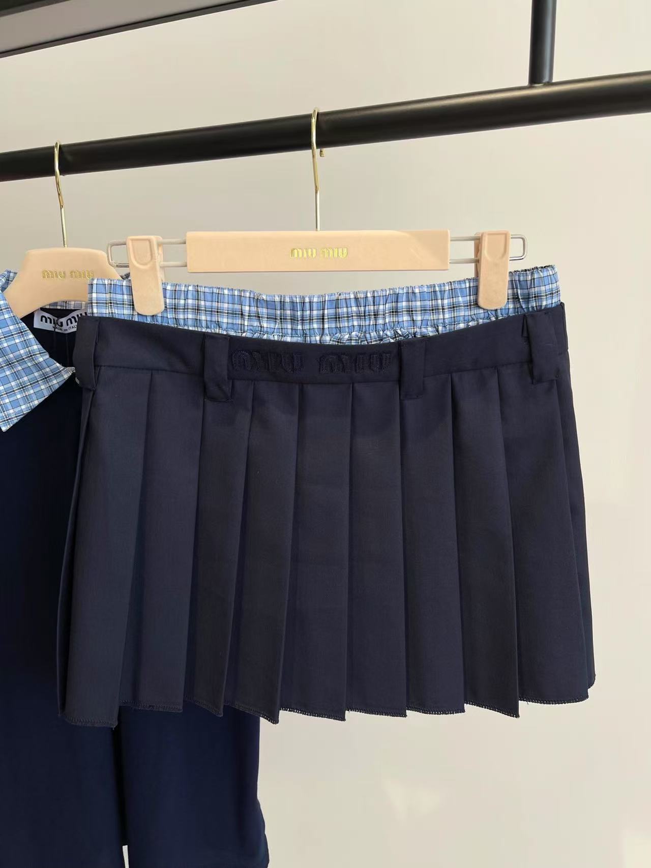 MIUMIU プリーツ バタヴィア ミニスカート