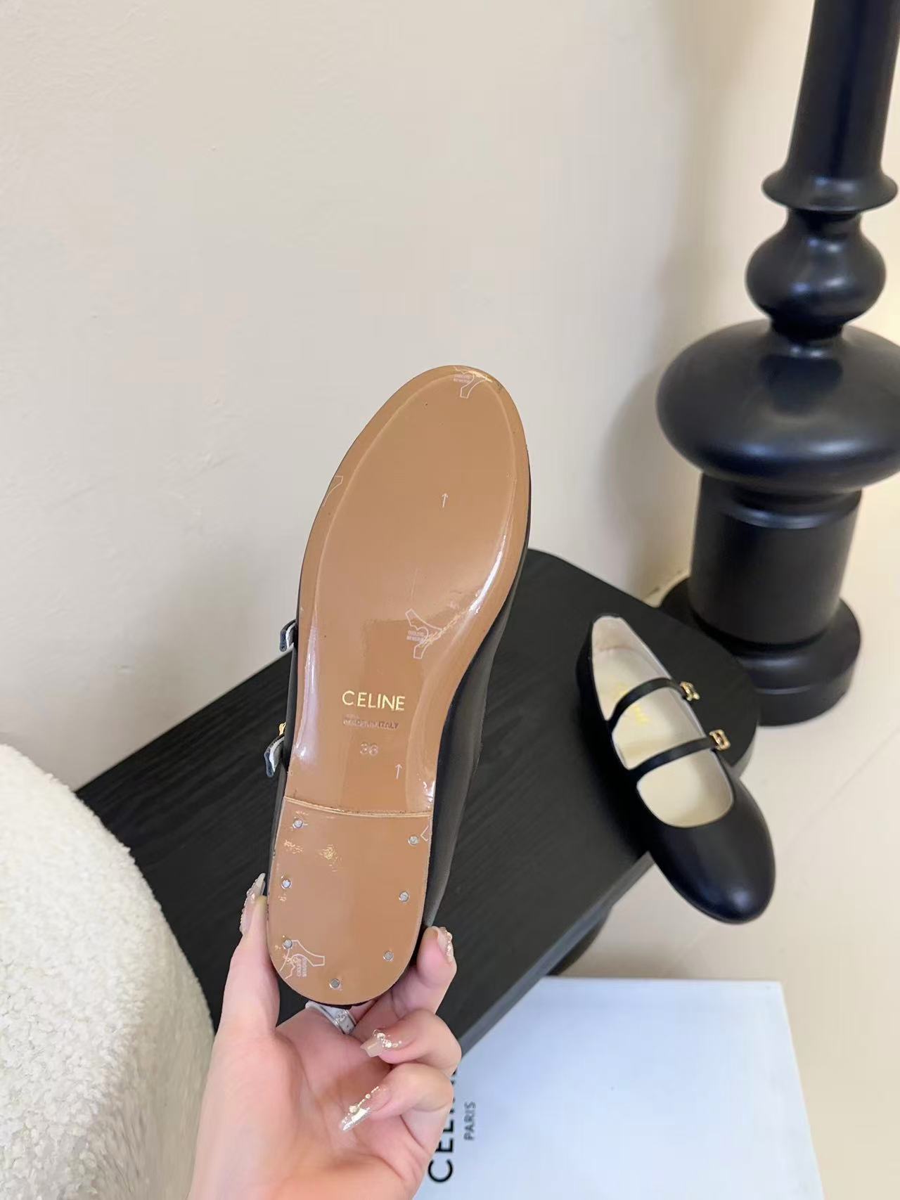 LES BALLERINES CELINE ダブルストラップ / ラムスキン