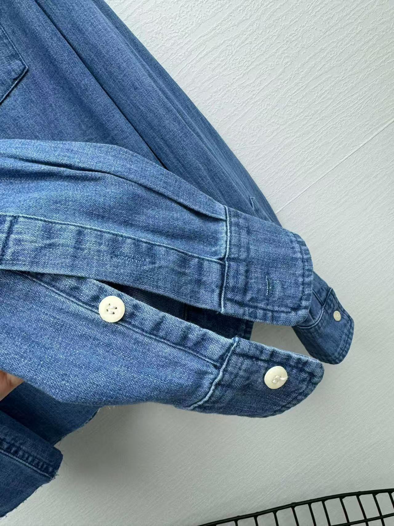 MIUMIU シャンブレー シャツ