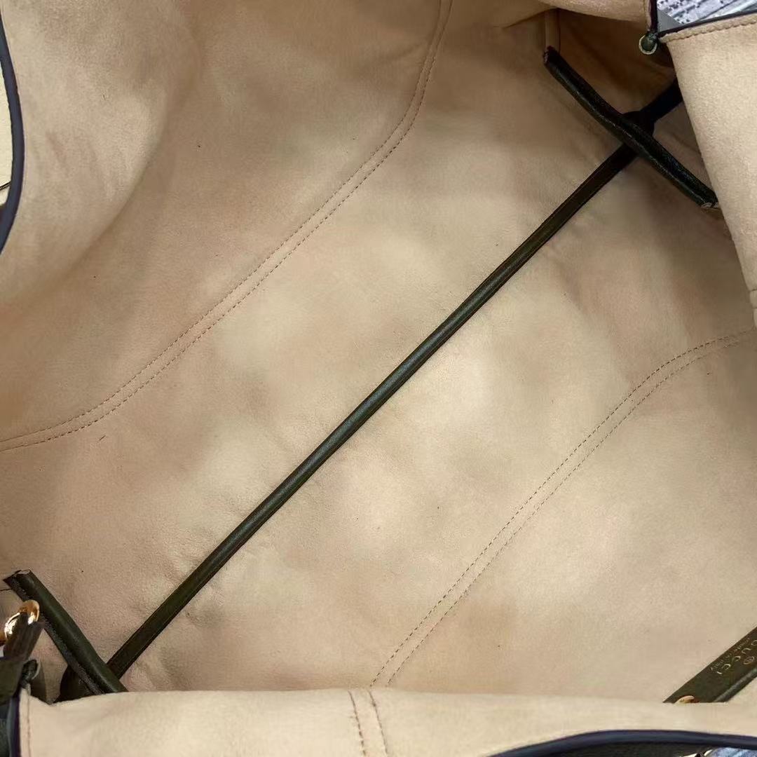 GUCCI 〔グッチ ソフトビット〕マキシ ショルダーバッグ