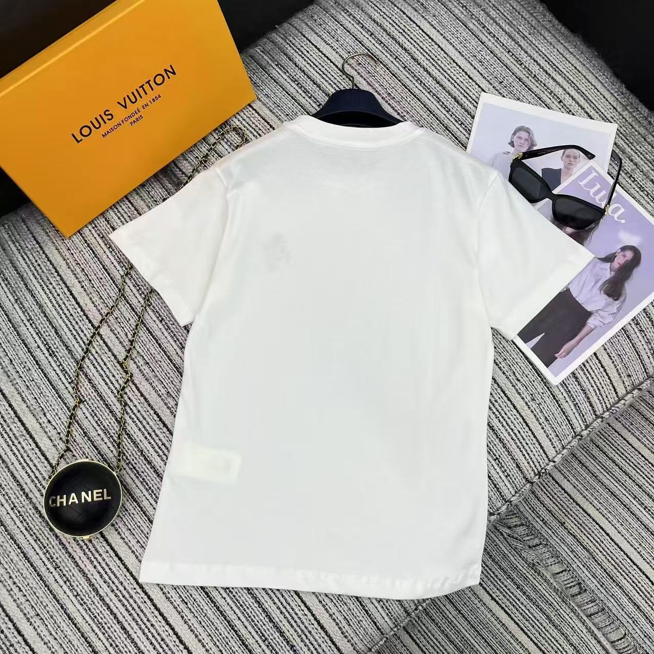 Louis vuitton ブロイダリー LV Tシャツ