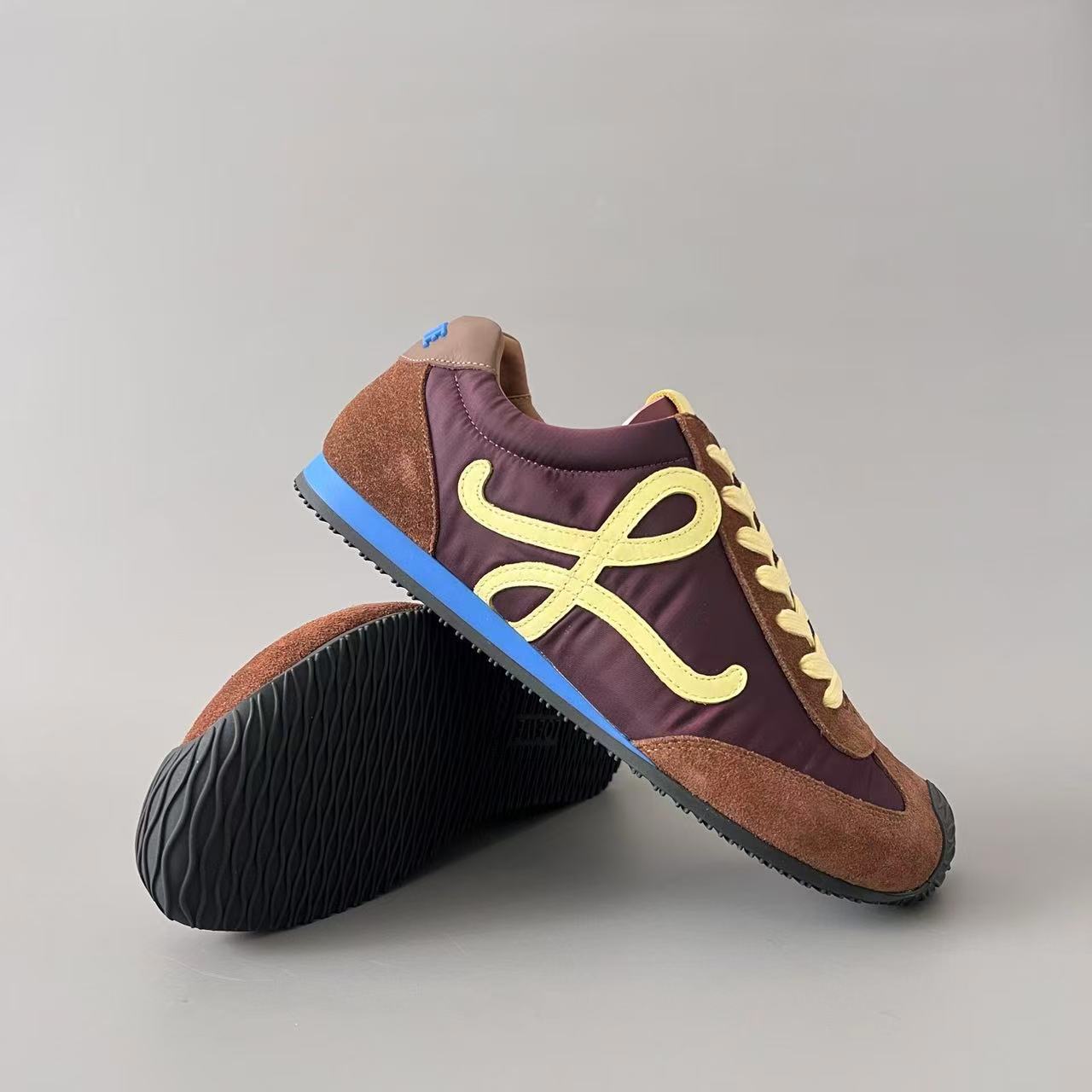 Loewe バレエランナー 2.0（ナイロン&カーフ）