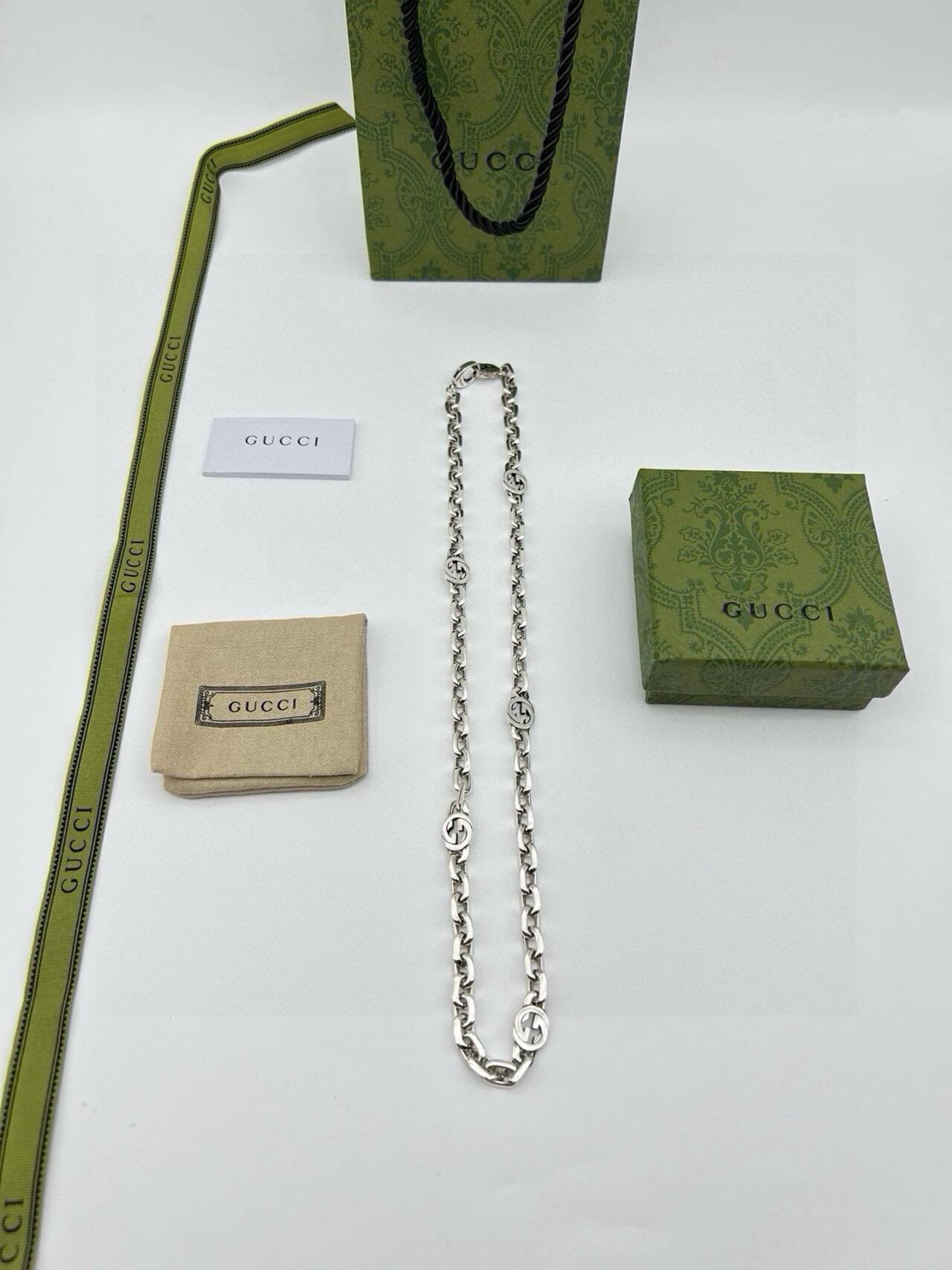 GUCCI GGプレート スターリングシルバー ネックレス