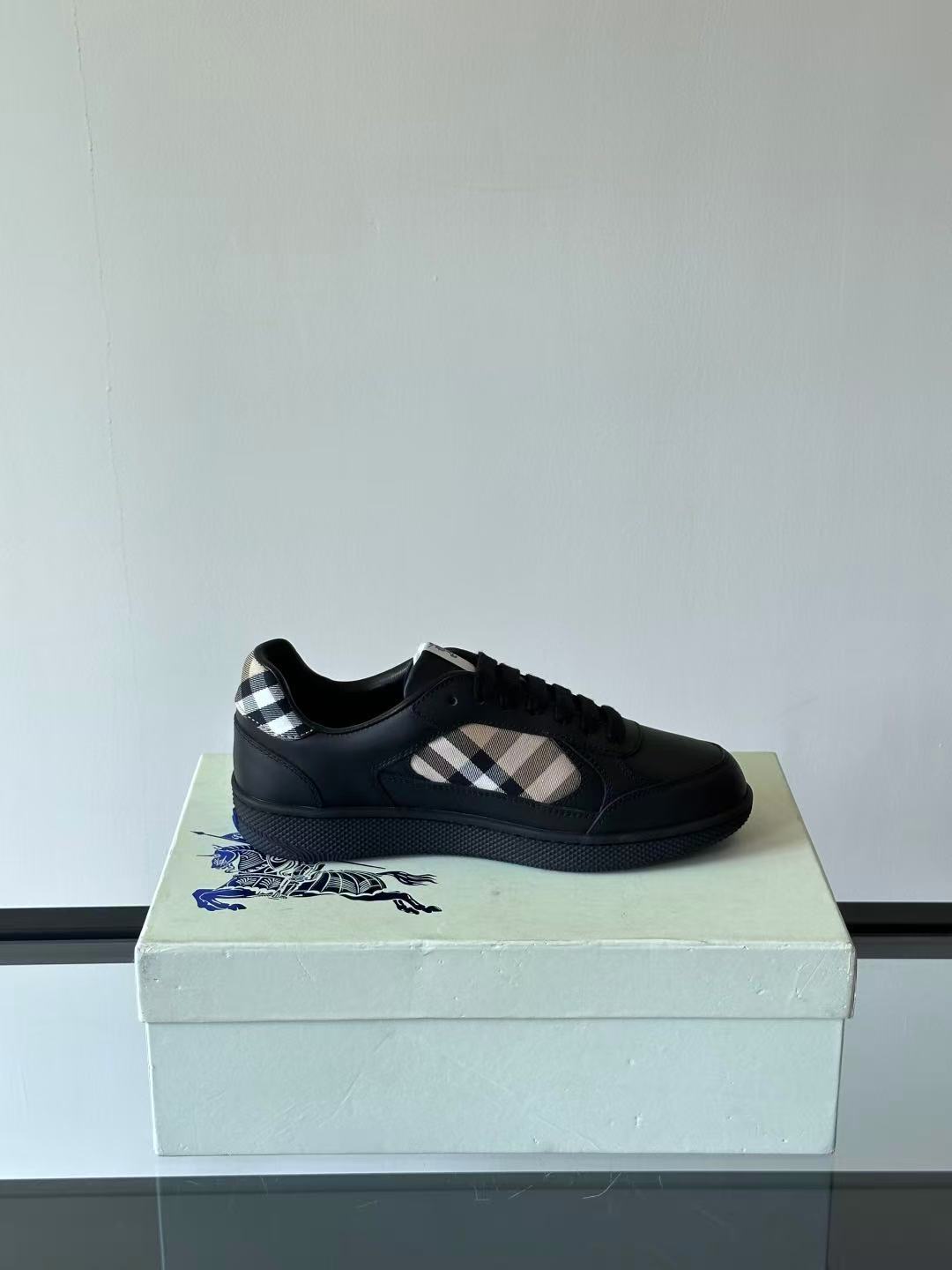 Burberry レザー＆チェック テラススニーカー