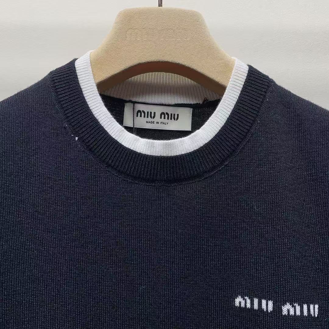 MIUMIU カシミア クルーネック セーター