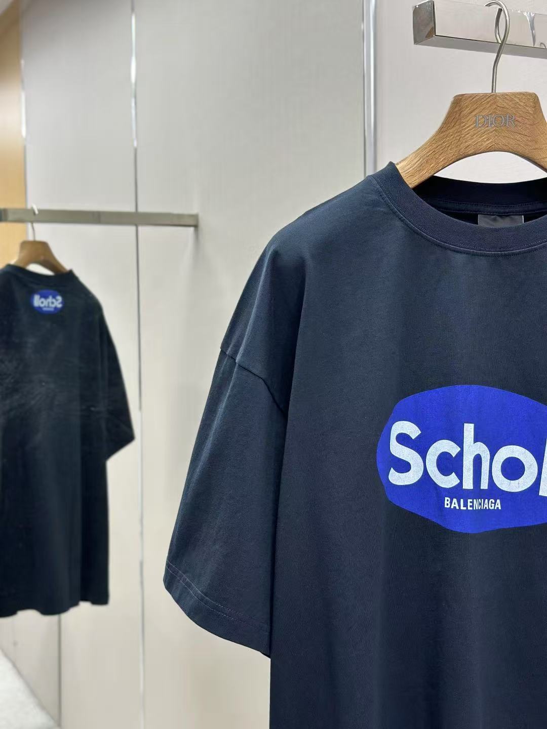 ブラック の メンズ BALENCIAGA I SCHOLL オーバーサイズ Tシャツ