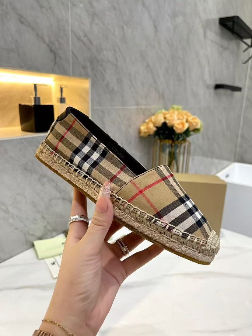 Burberry チェック ミューズ エスパドリーユ