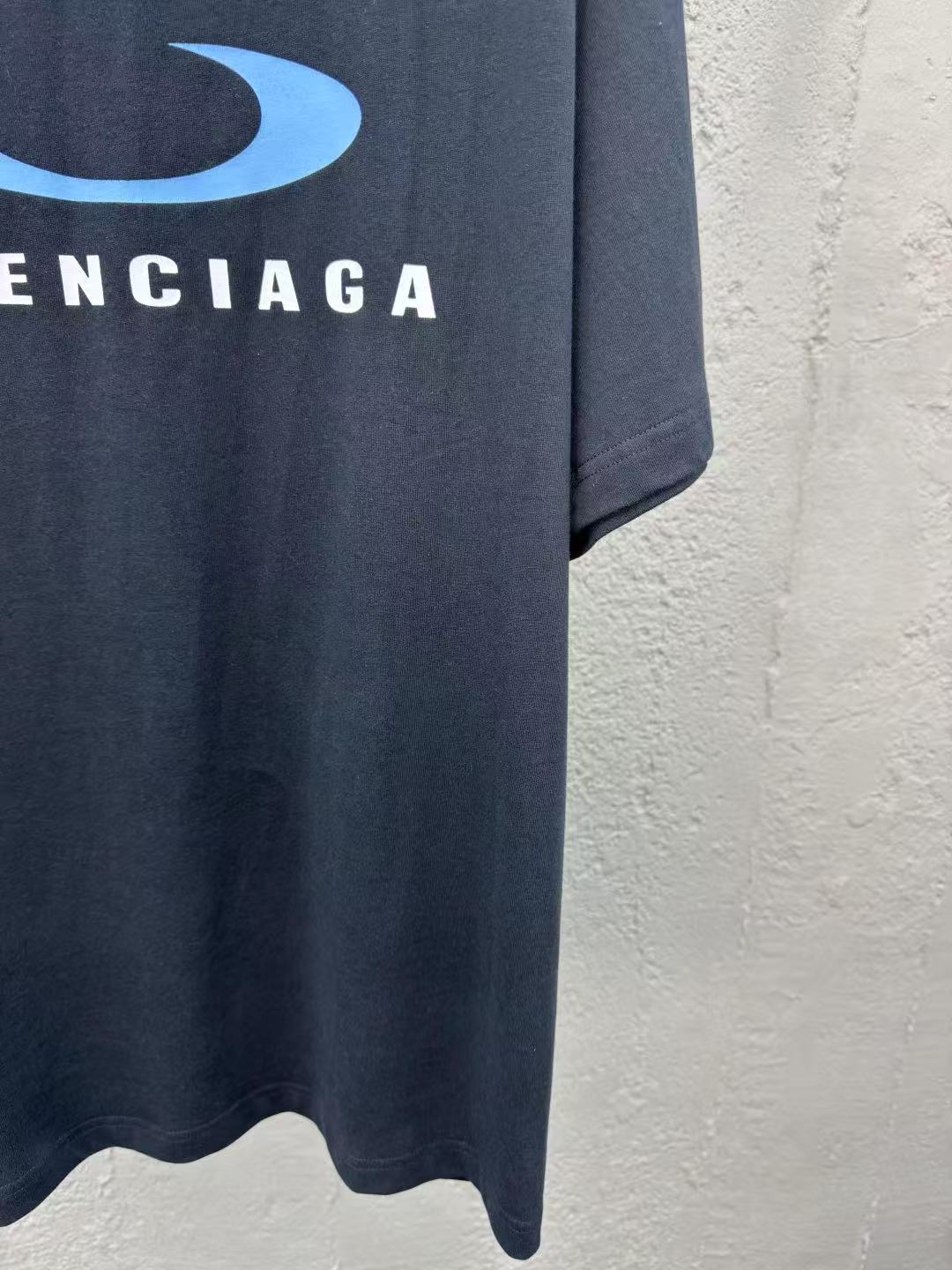 Balenciaga ブラック の メンズ LOOP SPORTS ICON Tシャツ ミディアムフィット