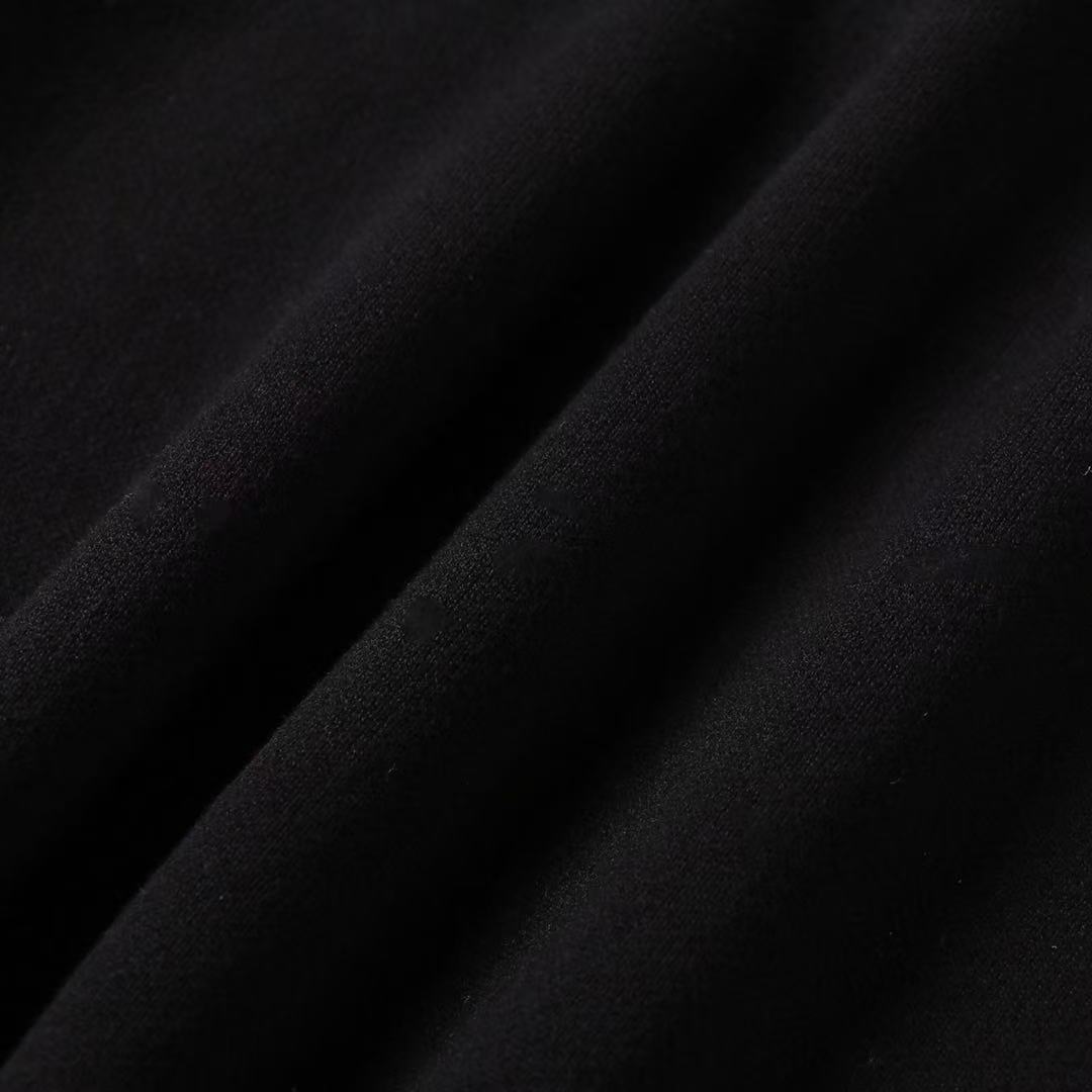 Loewe アナグラム ジップアップ フーディー（ウール）