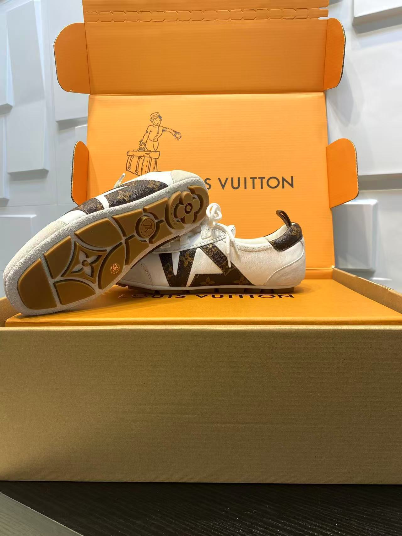 Louis vuitton スニーカリーナ