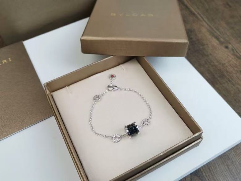 Bvlgari セーブ・ザ・チルドレン ブレスレット