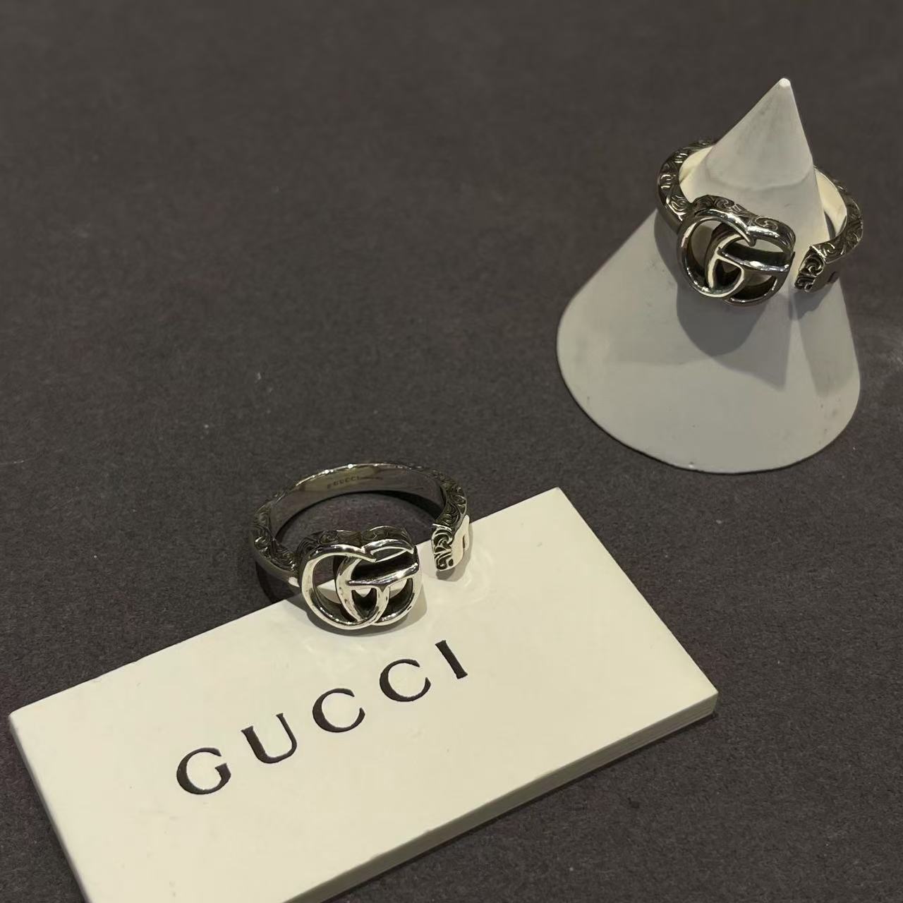 GUCCI ダブルG キーモチーフ リング