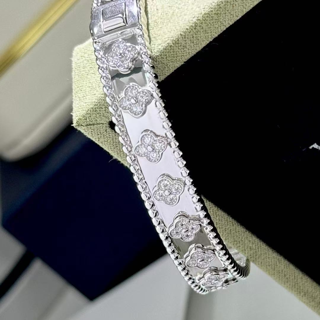 ペルレ クローバー ブレスレット、ミディアムモデル