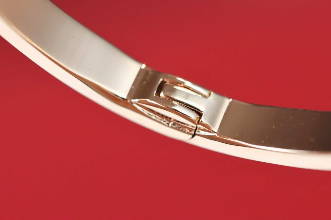 Cartier Love ブレスレット、スモールモデル