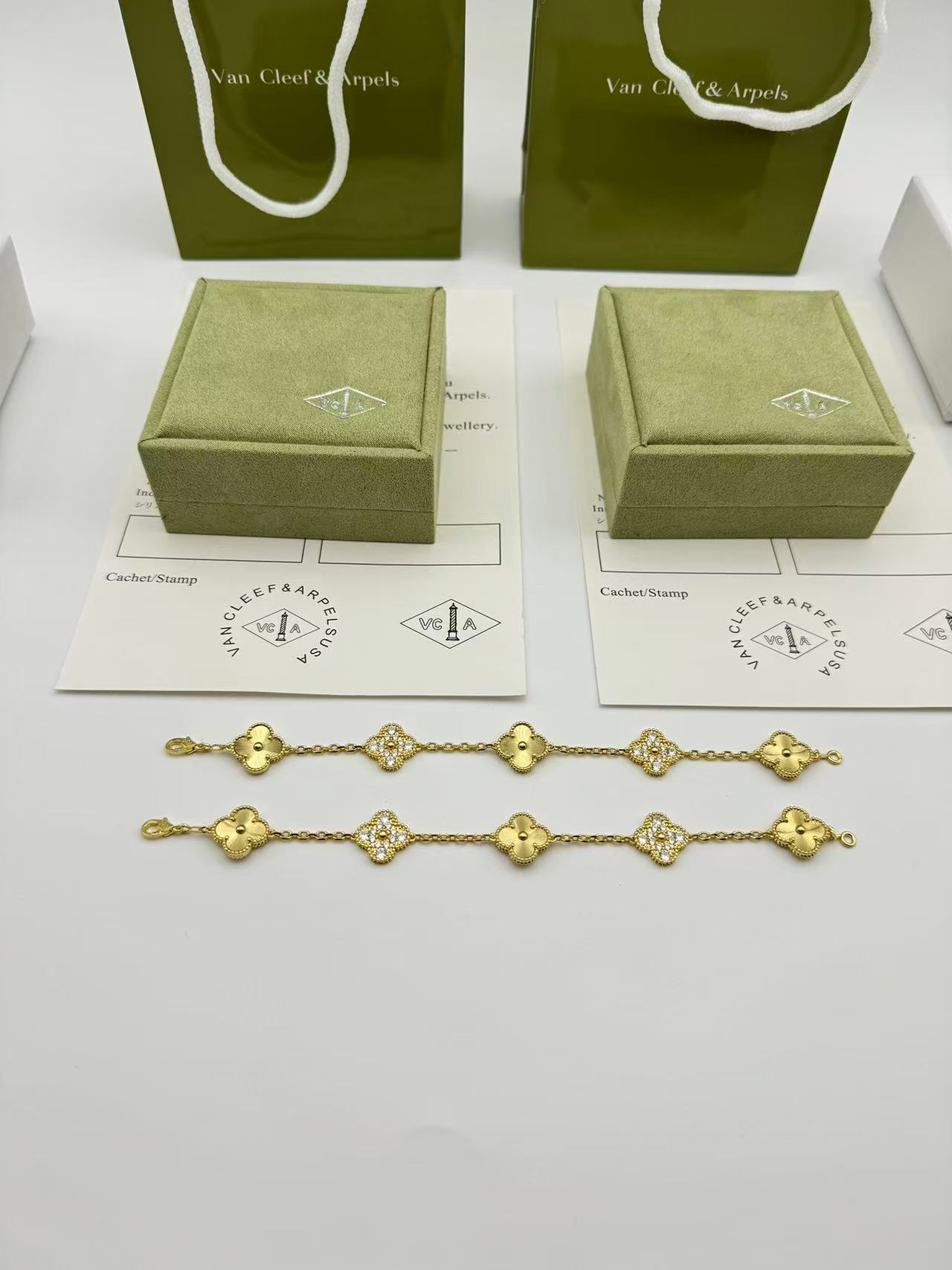 ヴィンテージ アルハンブラ ブレスレット、5モチーフ