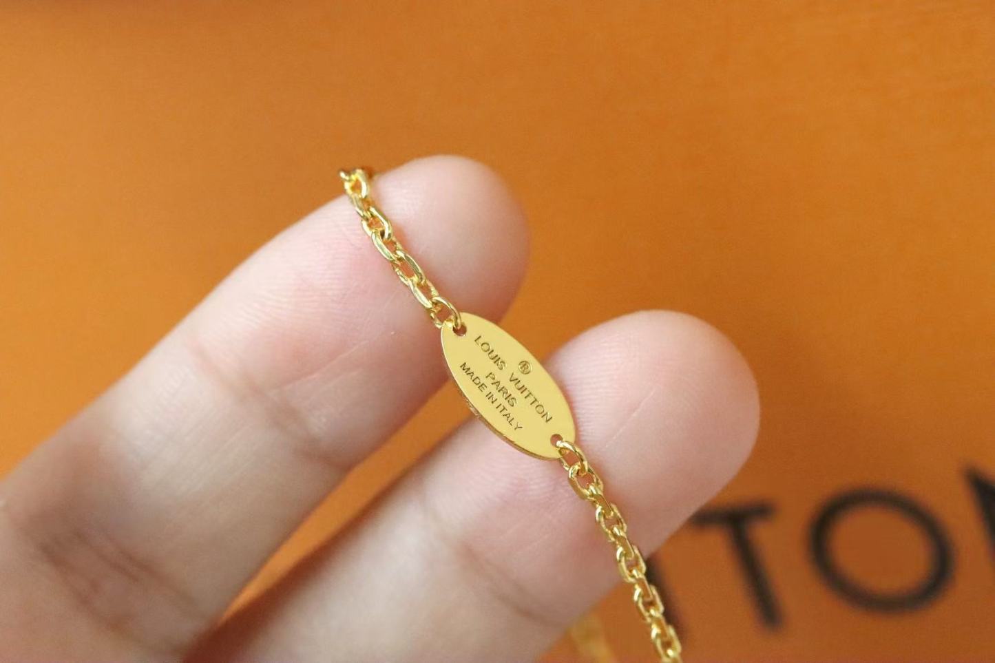 Louis vuitton ブレスレット･LV フローラグラム