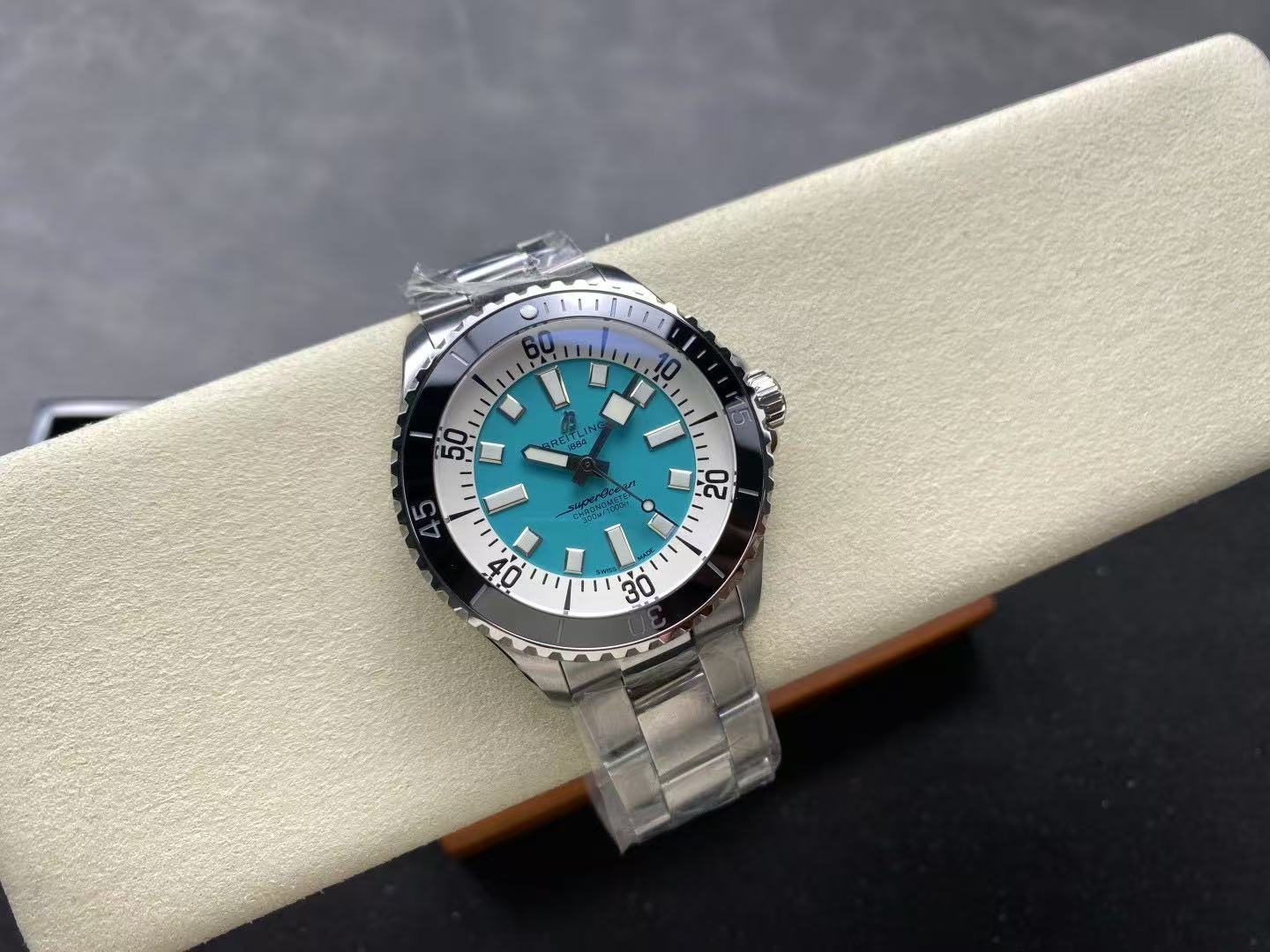 BREITLING  ブライトリング  スーパーオーシャン オートマチック 36