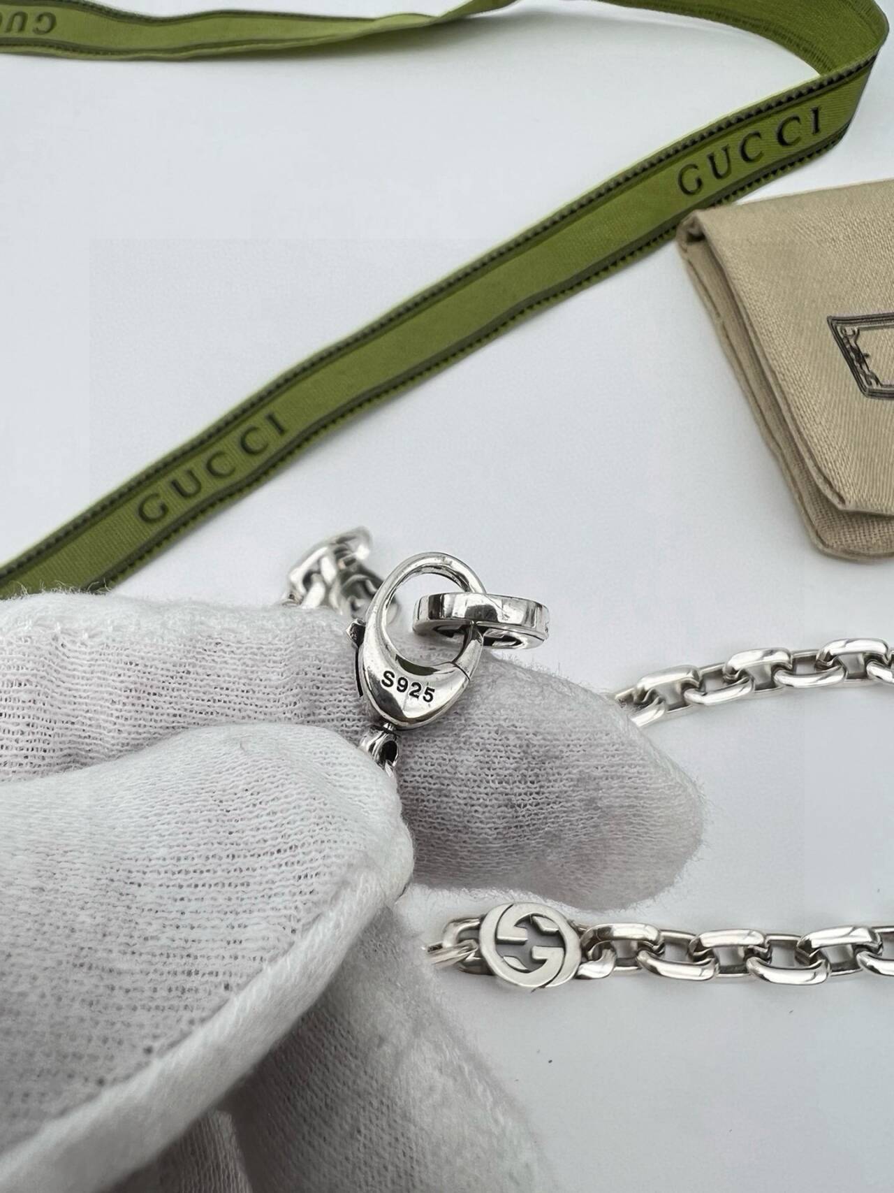 GUCCI GGプレート スターリングシルバー ネックレス