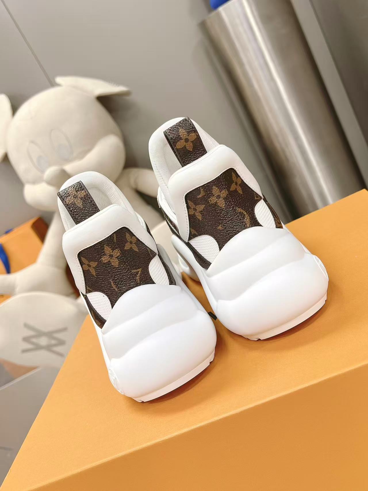 Louis vuitton アークライト スニーカー