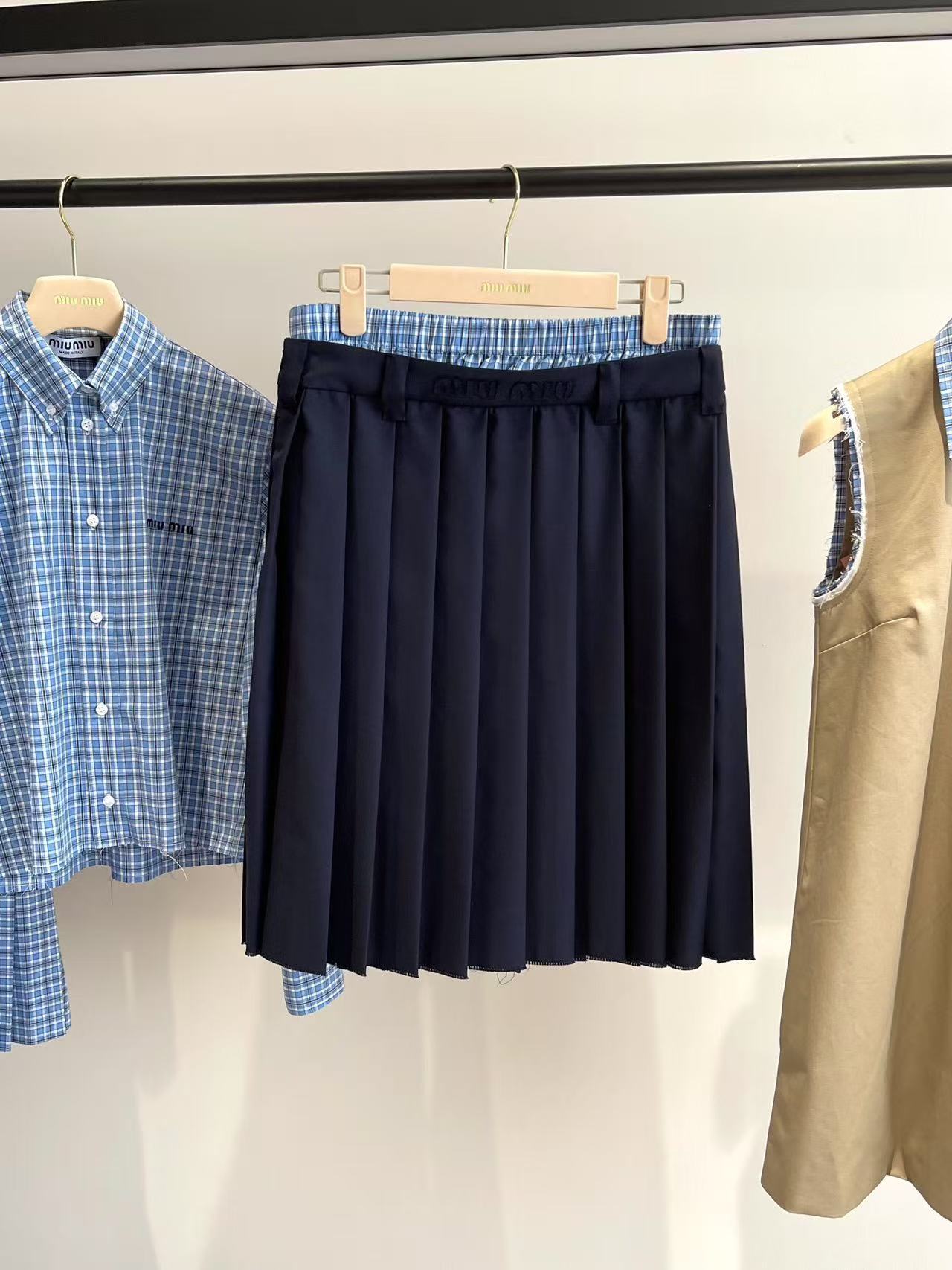 MIUMIU プリーツ バタヴィア ミディスカート