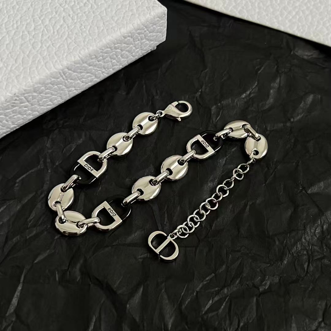 Dior 8 チェーンリンク ブレスレット