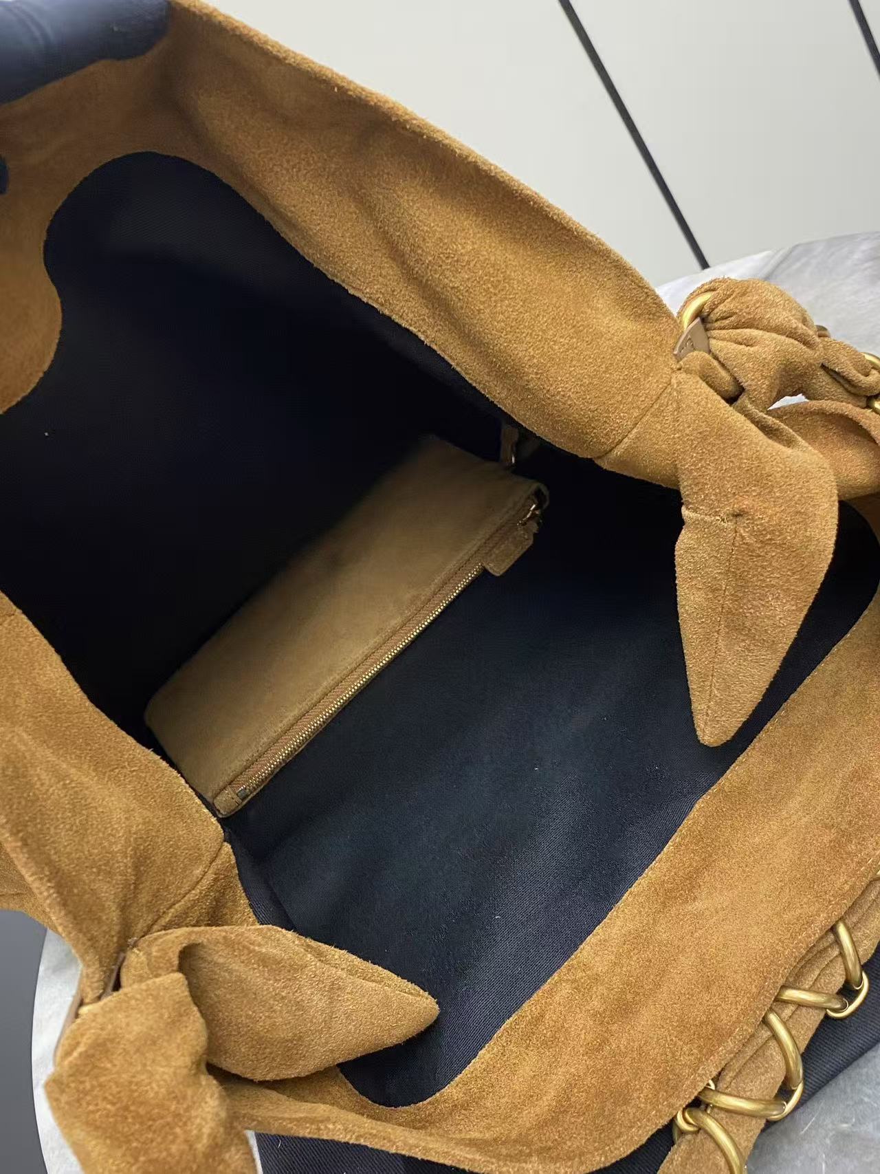  Saint Laurent サンローラン アマリア（スエード）
