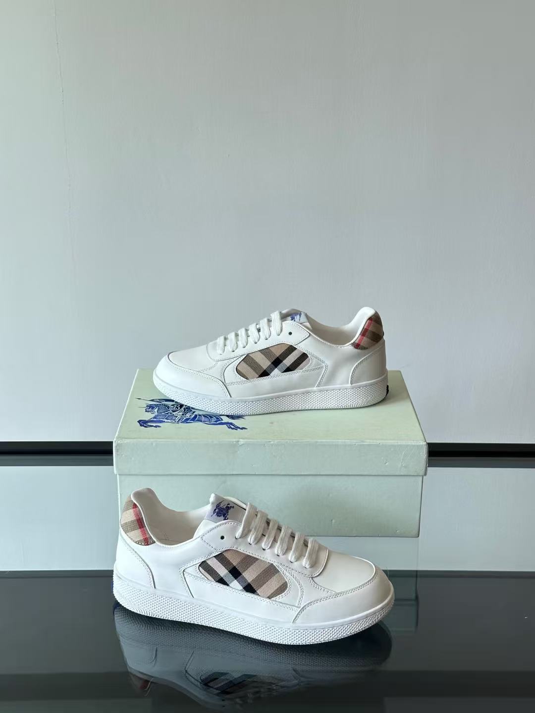 Prada レザー＆チェック テラススニーカー​