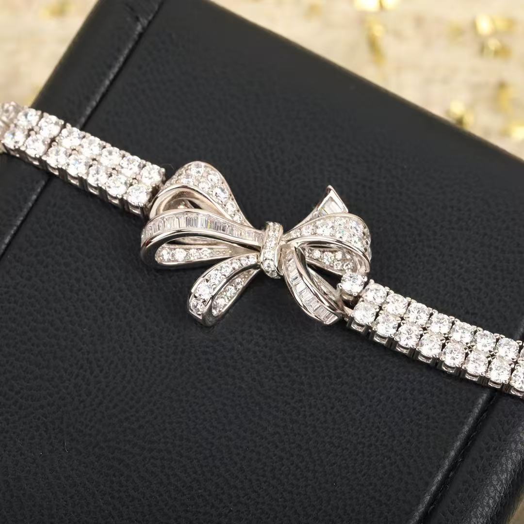 Graff ティルダズ ボウ ダイヤモンド ダブルストランド ブレスレット