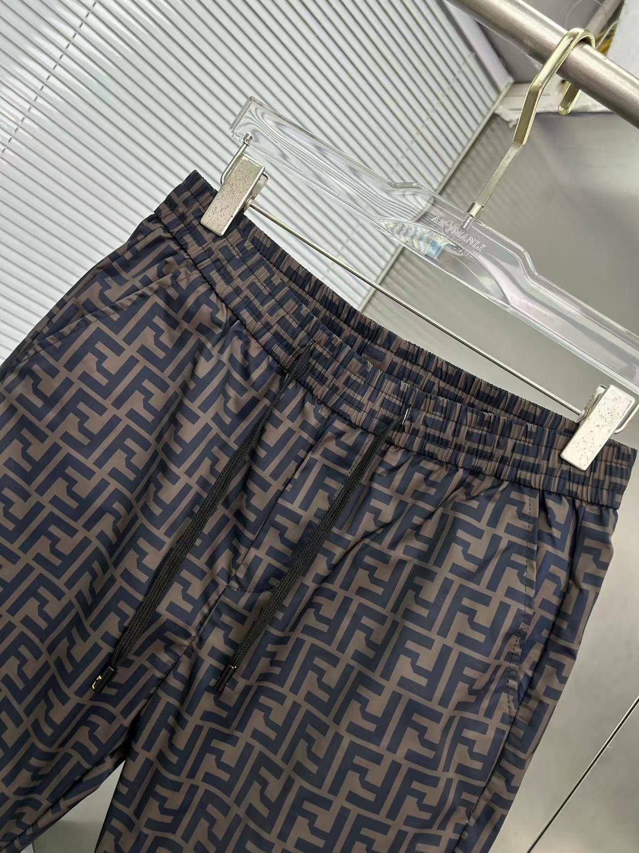 Fendi ブラックテクニカルファブリック ショートパンツ