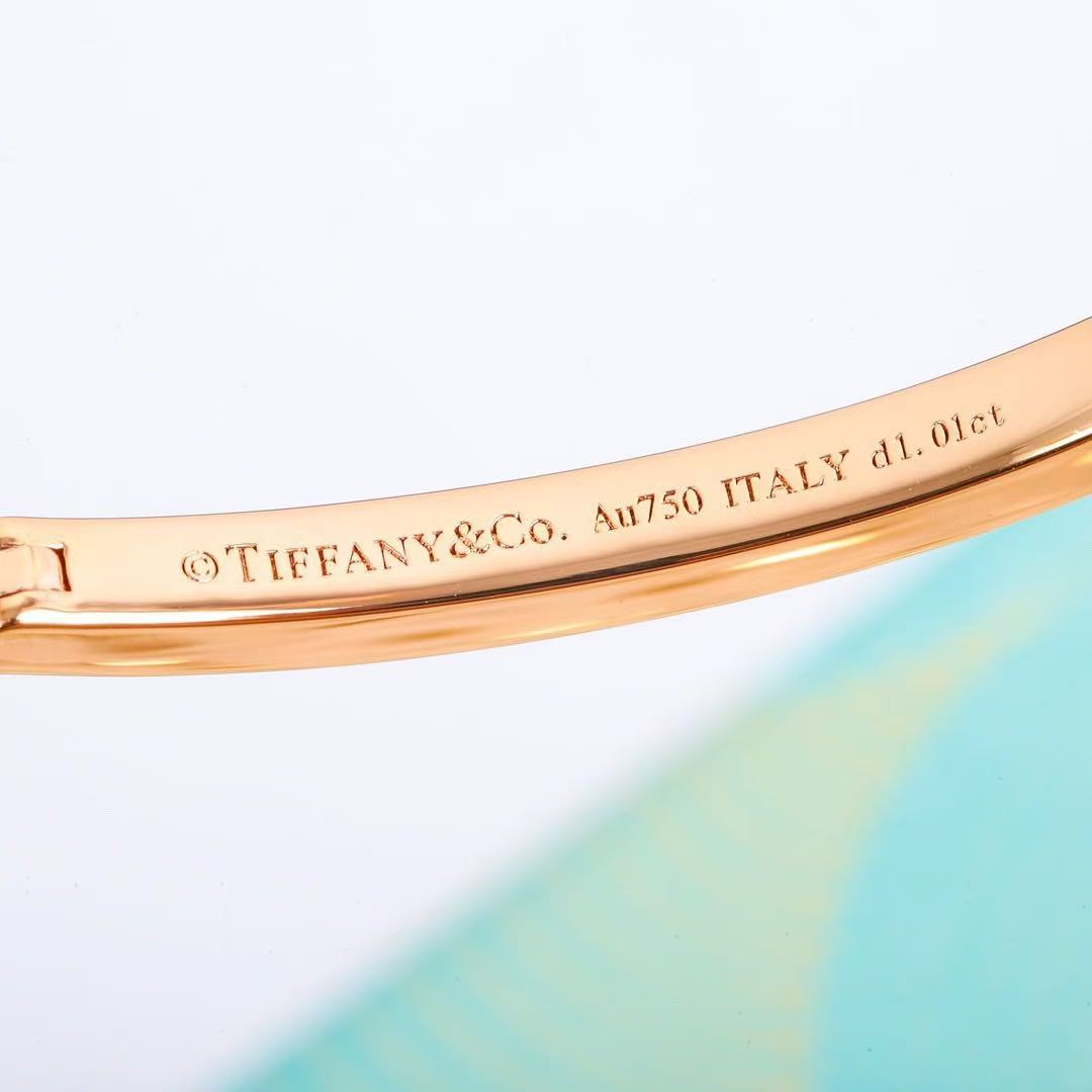 ティファニー T  T ワン ナロー ダイヤモンド ヒンジ バングル ローズゴールド