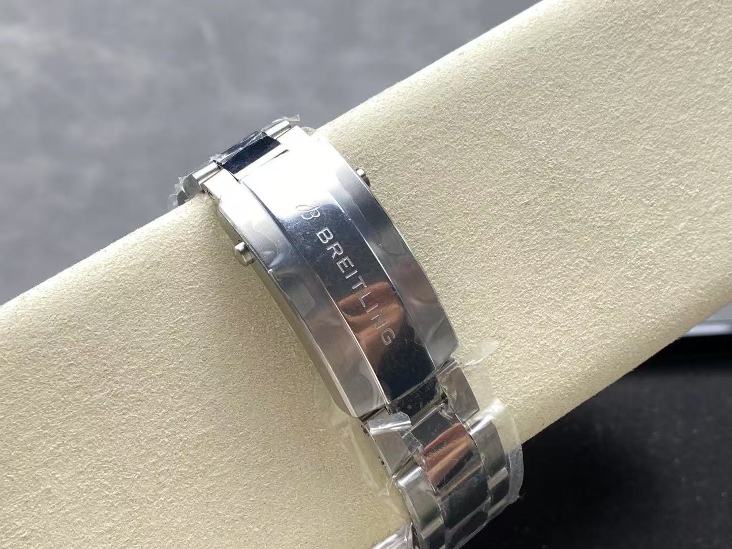 BREITLING  ブライトリング  スーパーオーシャン オートマチック 36