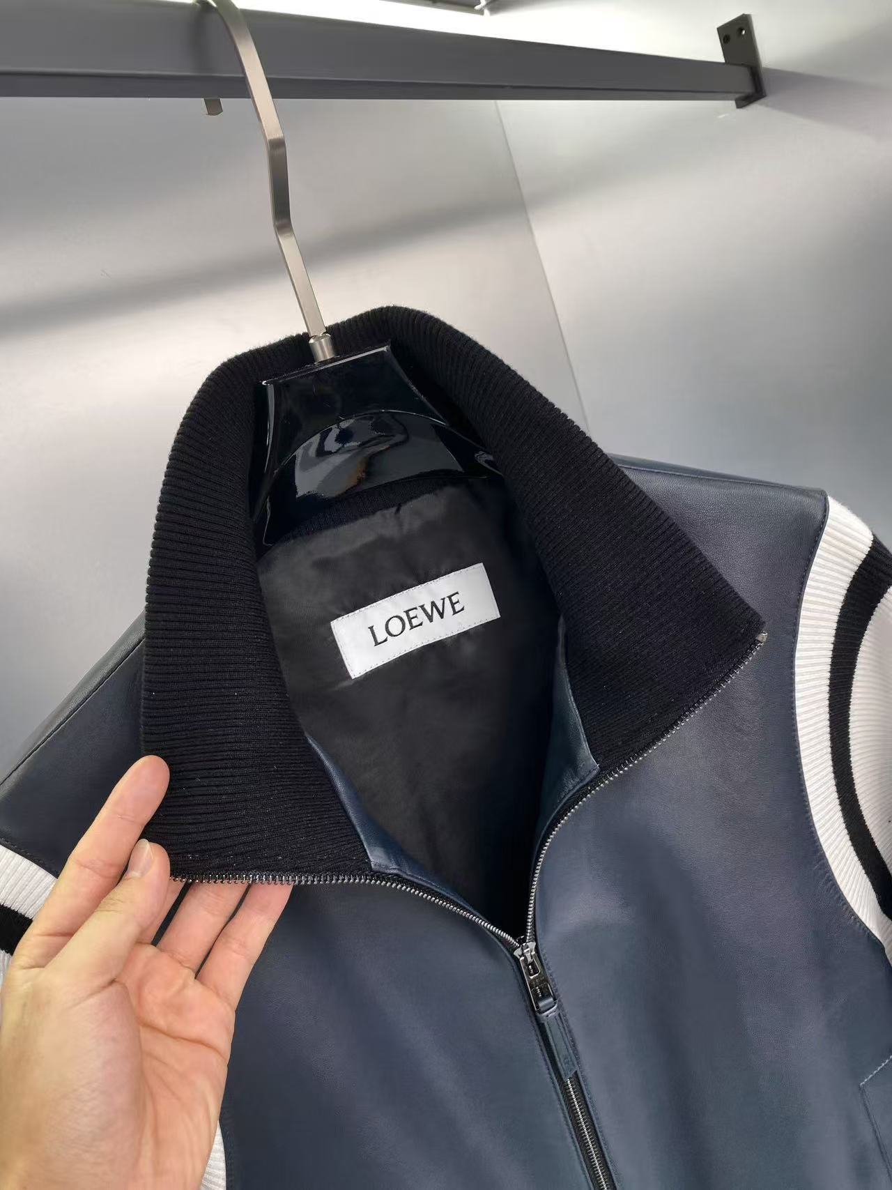 Loewe ボンバー ジャケット（ナパラム）