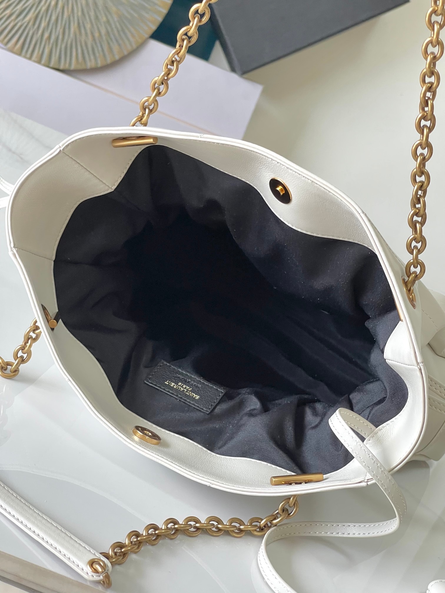 Saint Laurent サンローラン ジェイミー ショッピング スモール（ラムスキン）