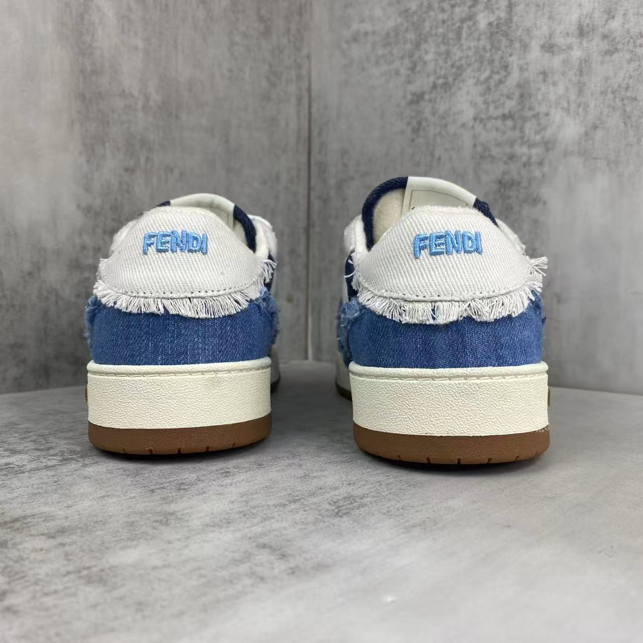 Fendi フェンディ マッチ ブルーデニム ロートップ